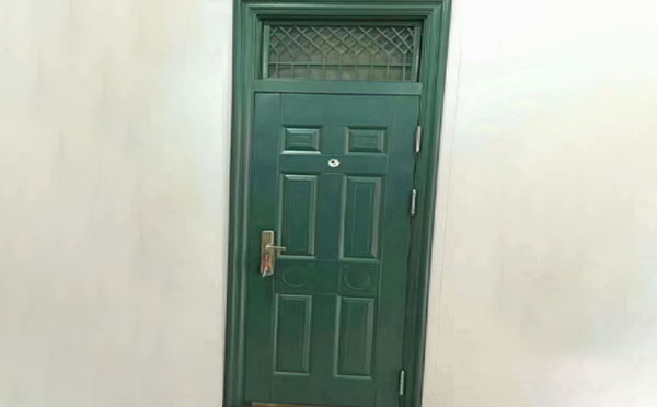 玉门学校教室门 玉门学校教室门